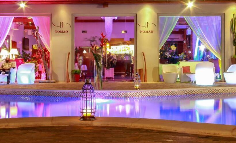 هتل Nomad Suites Residence