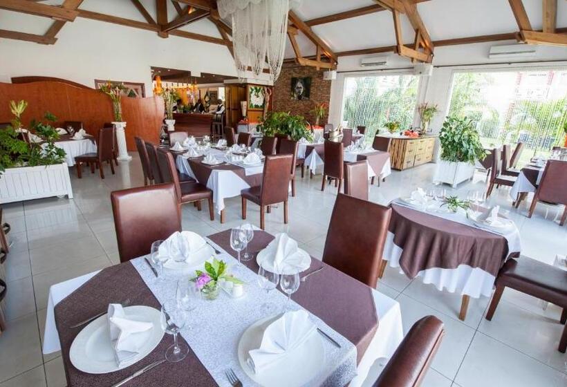 هتل Nomad Suites Residence