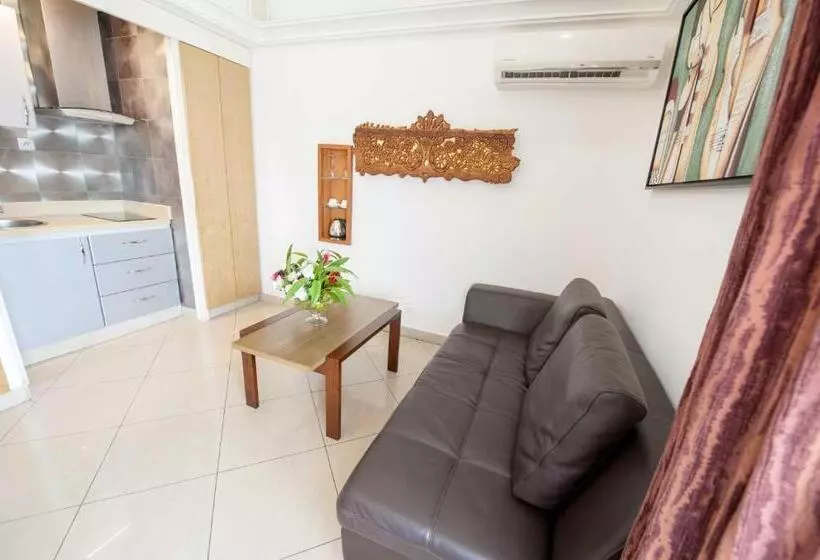 هتل Nomad Suites Residence