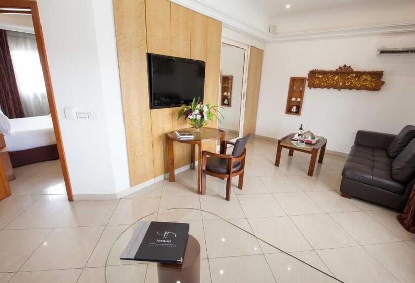 هتل Nomad Suites Residence
