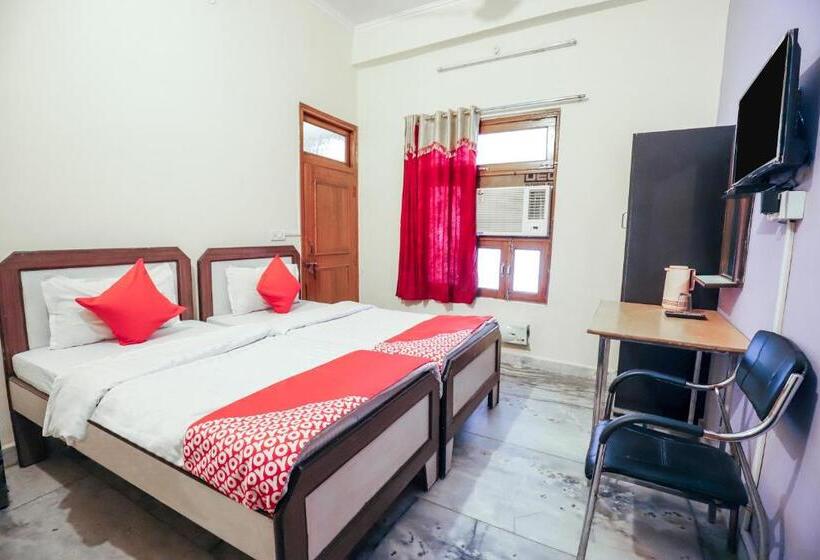 Hotell O Rishabh Guest House