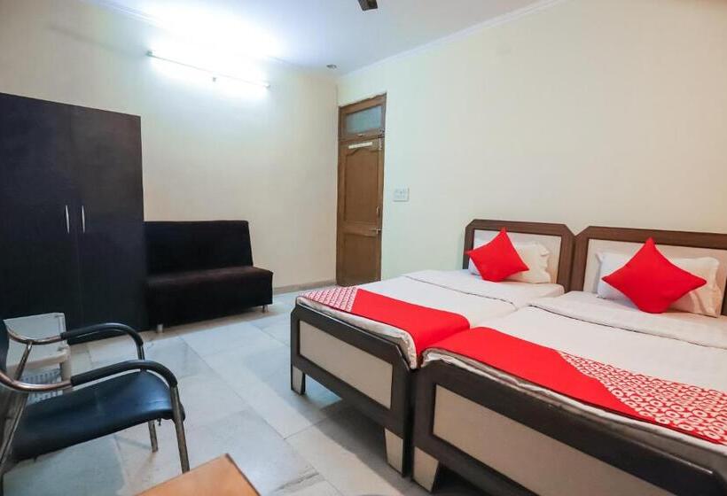 Hotell O Rishabh Guest House