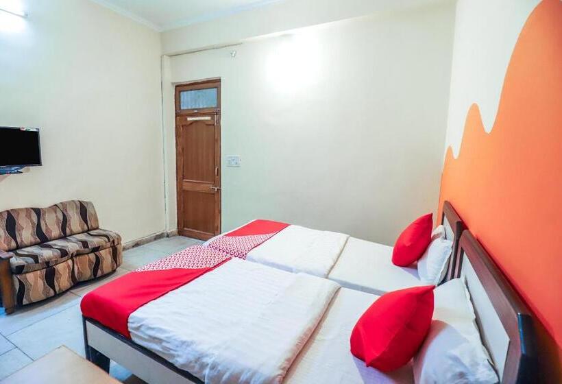 Hotell O Rishabh Guest House