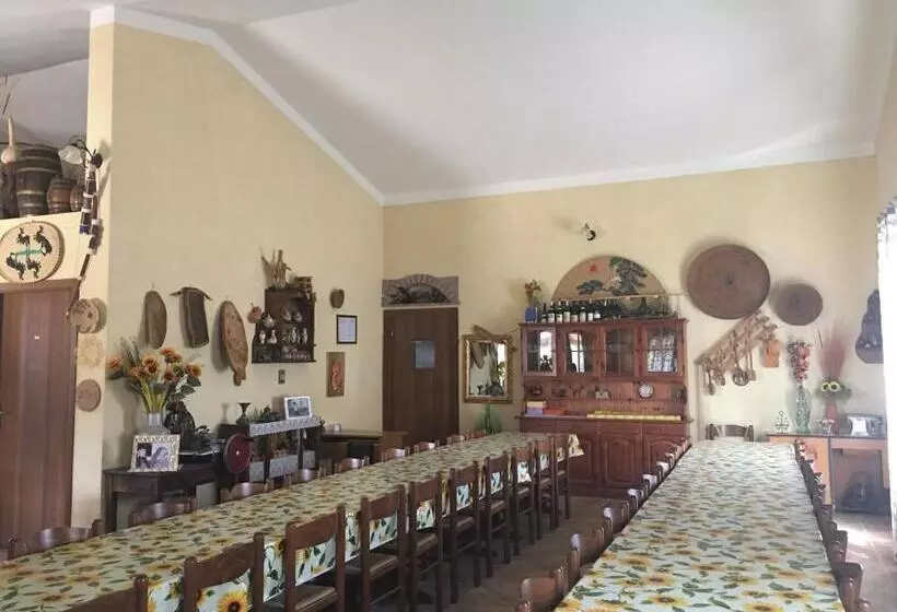 Hotelli Su Tasuru