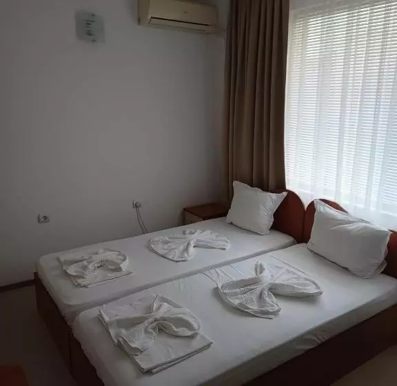 ペンション Guest House Ralitsa