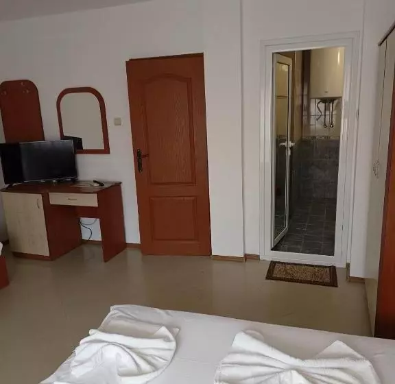 ペンション Guest House Ralitsa