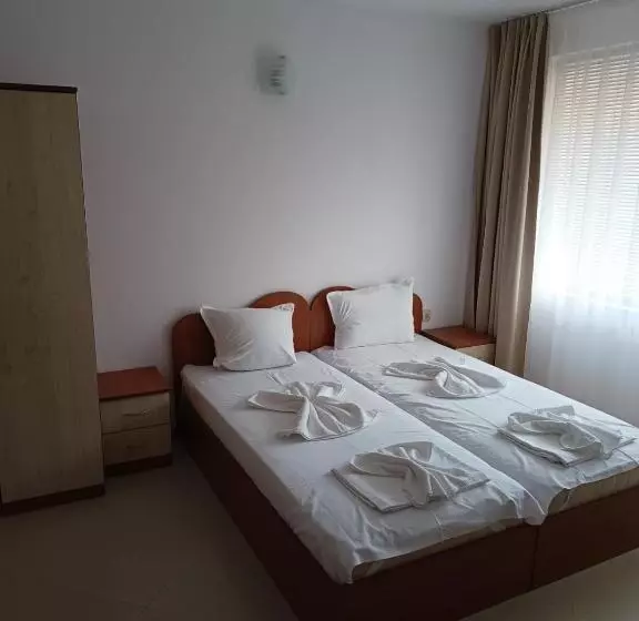 ペンション Guest House Ralitsa