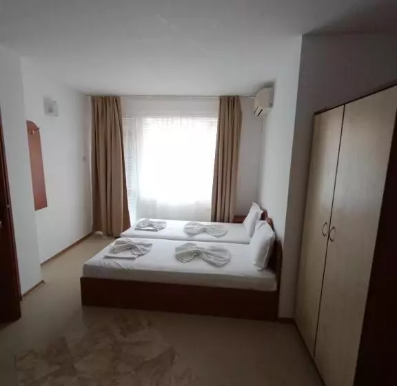 ペンション Guest House Ralitsa