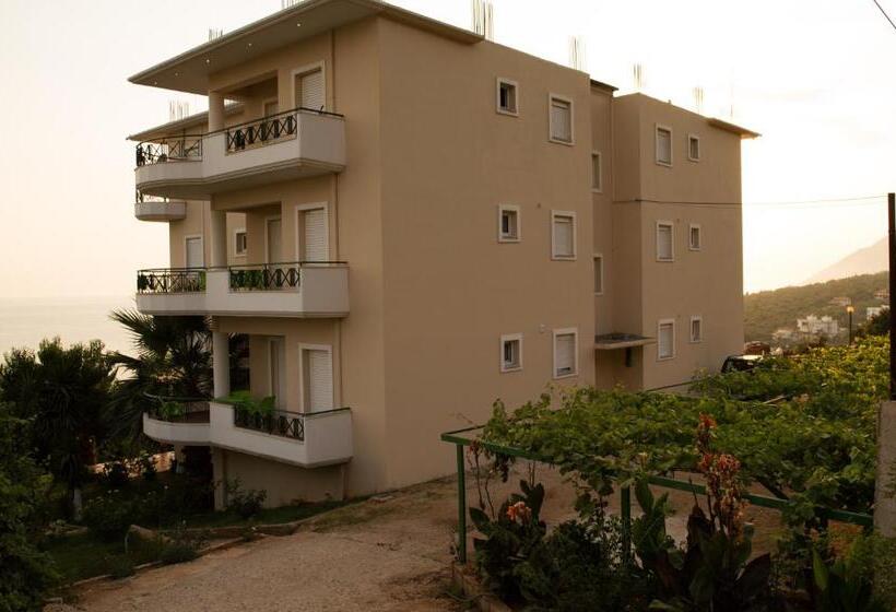 پانسیون Sunshine Guesthouse Dhermi