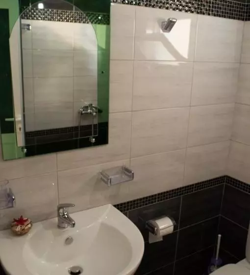 پانسیون Sunshine Guesthouse Dhermi