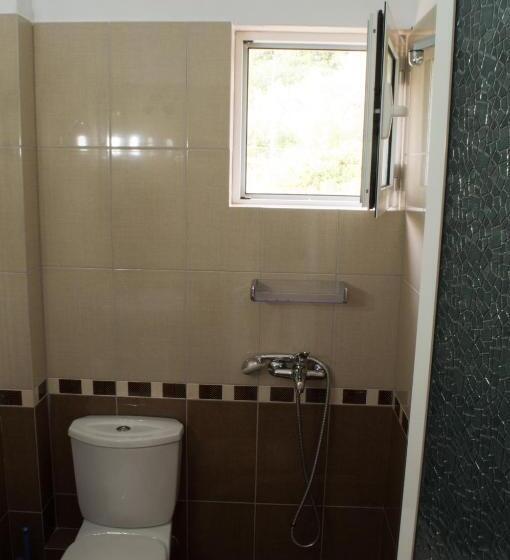 پانسیون Sunshine Guesthouse Dhermi