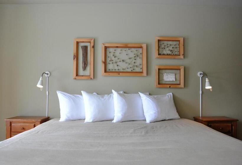 Общежитие La Petite Auberge De Jouvence