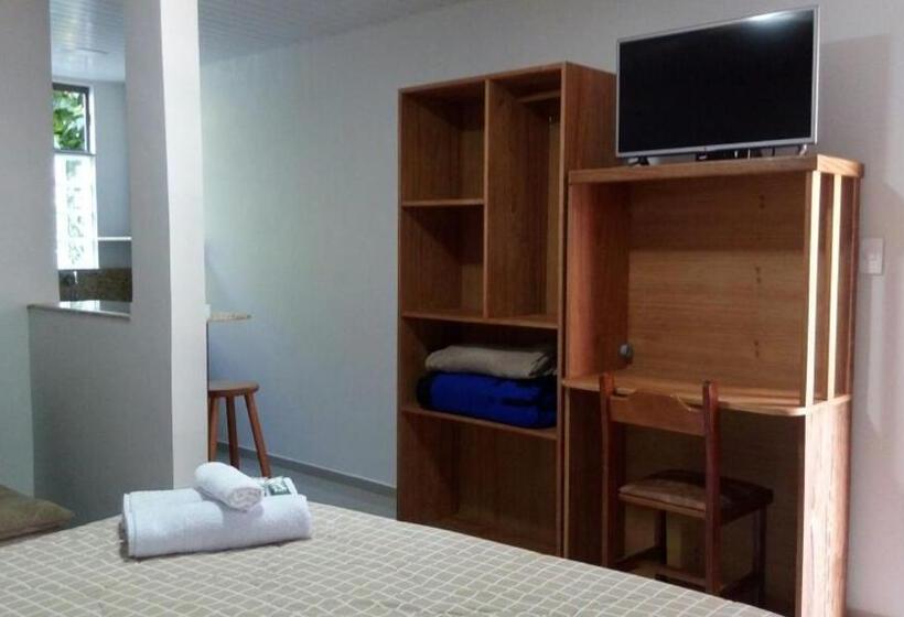 Albergue Pousada Chale Pico Da Bandeira