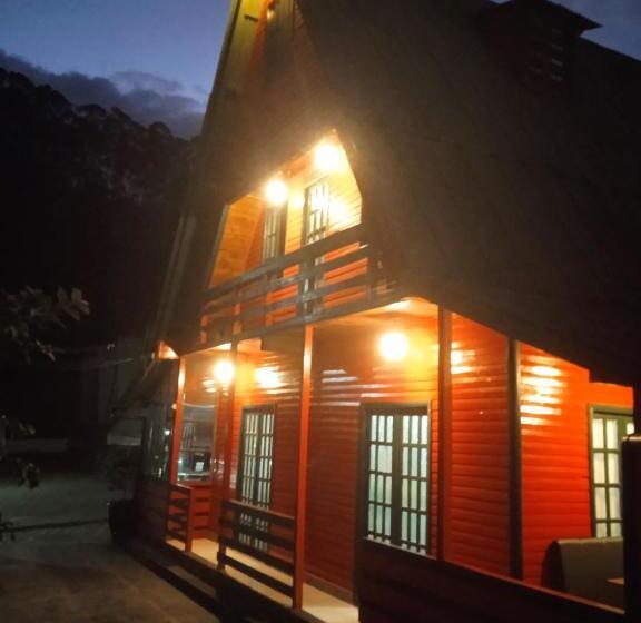 Albergue Pousada Chale Pico Da Bandeira