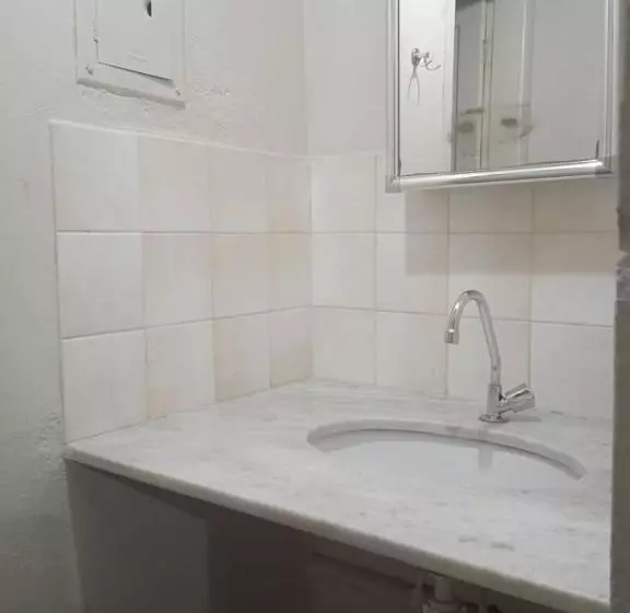 ユースホステル Pousada Chale Pico Da Bandeira