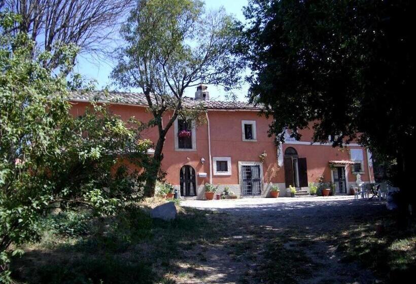 تختخواب و صبحانه La Meridiana Strana