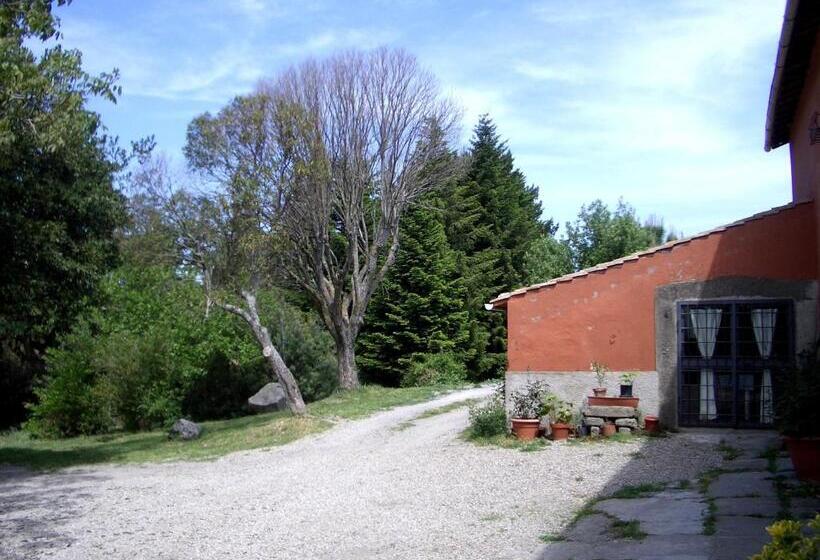 تختخواب و صبحانه La Meridiana Strana