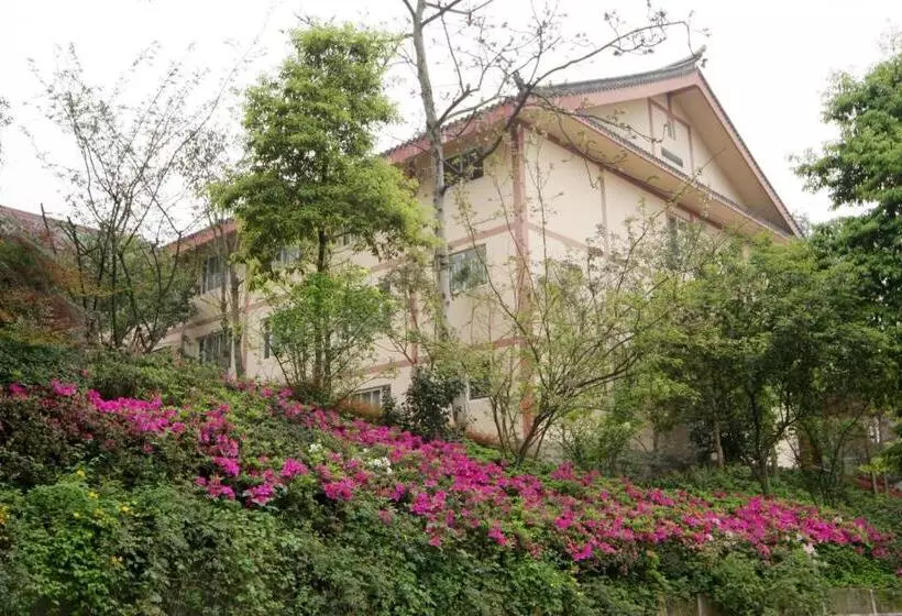 Hotelli E Mei Mountain