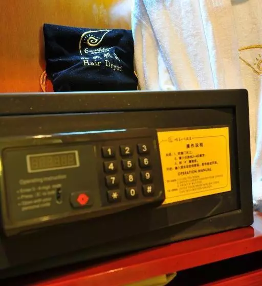 Hotelli E Mei Mountain