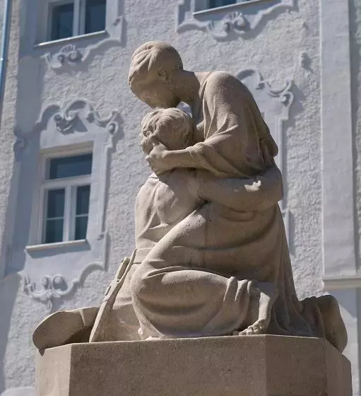 ホテル Kolping Hallein