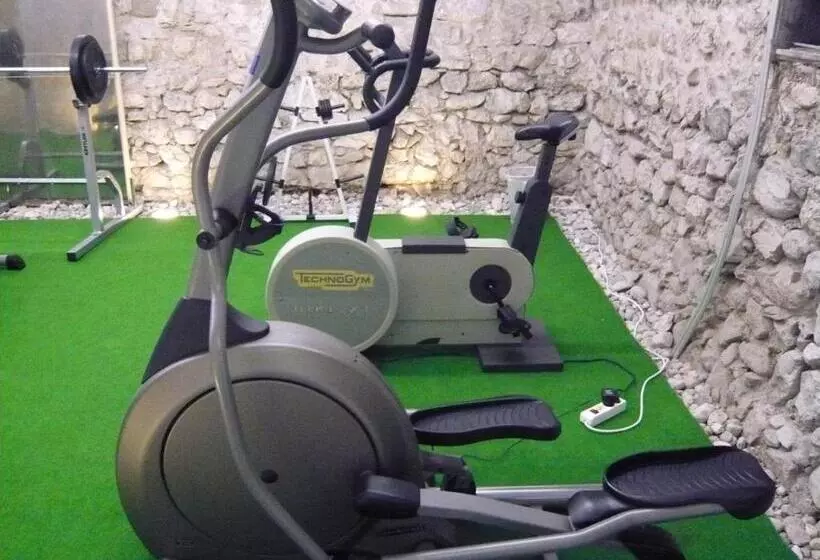 ホテル Kolping Hallein