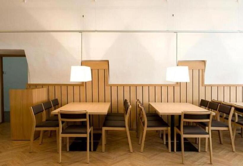 בית מלון כפרי Kolping Hallein