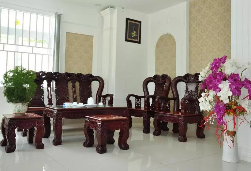 هتل Tan Duy