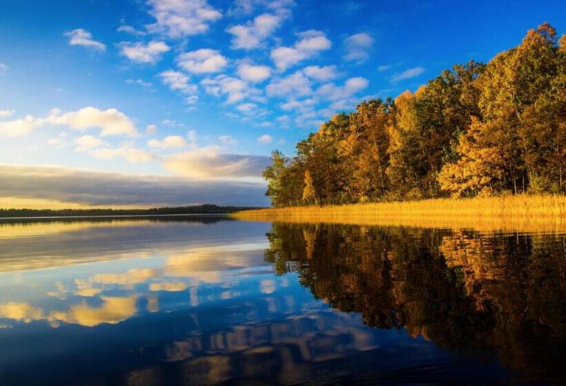 پانسیون Guest House Lauvaskalni