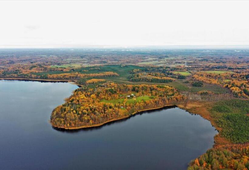 پانسیون Guest House Lauvaskalni