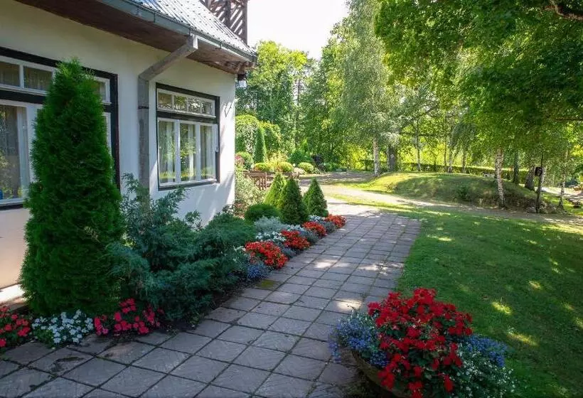 پانسیون Guest House Lauvaskalni