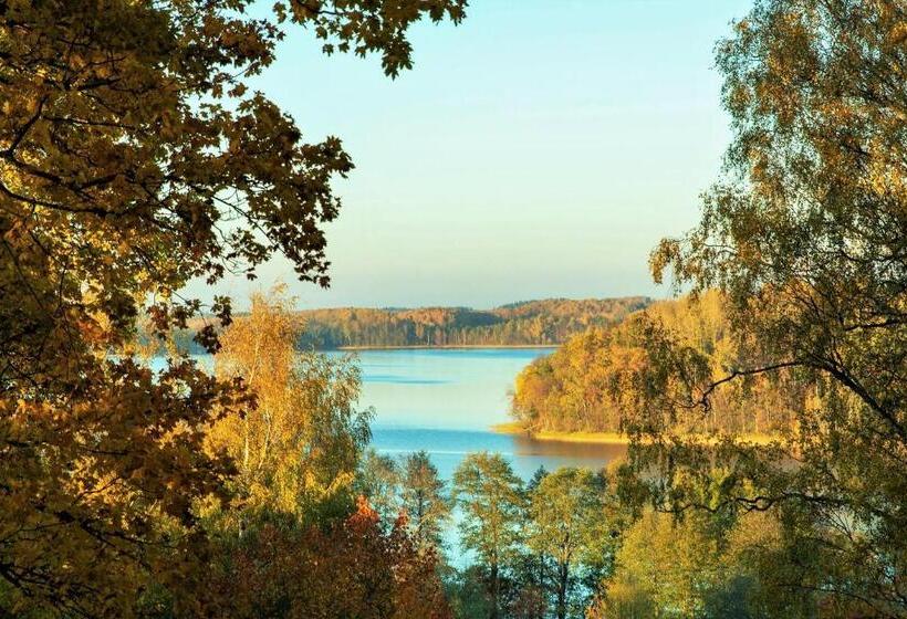 پانسیون Guest House Lauvaskalni