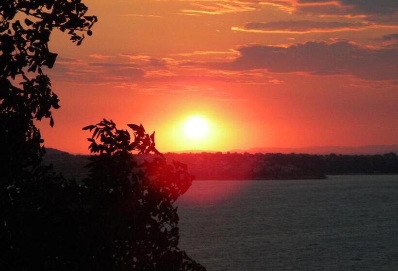 پانسیون Guest House Maggy