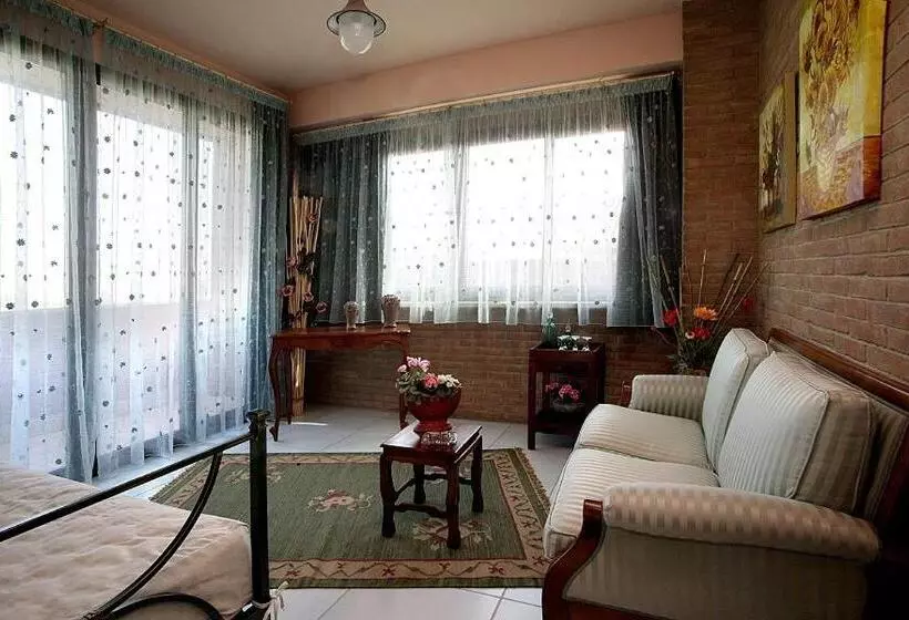 Residence Criro