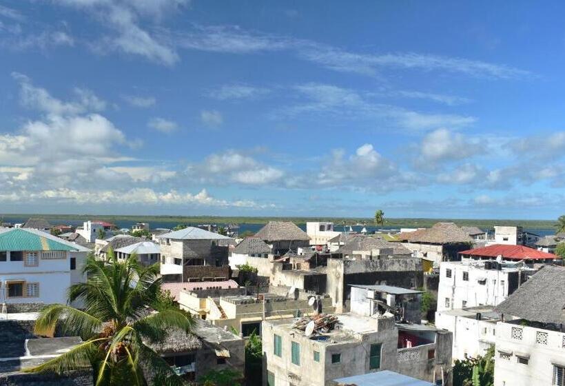 تختخواب و صبحانه Jambohouse Lamu