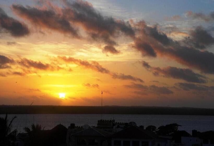 تختخواب و صبحانه Jambohouse Lamu