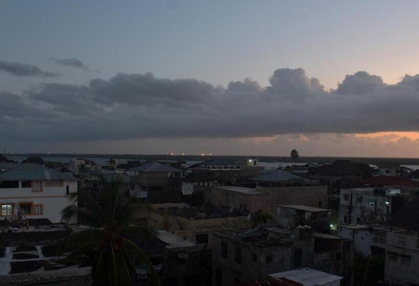 تختخواب و صبحانه Jambohouse Lamu