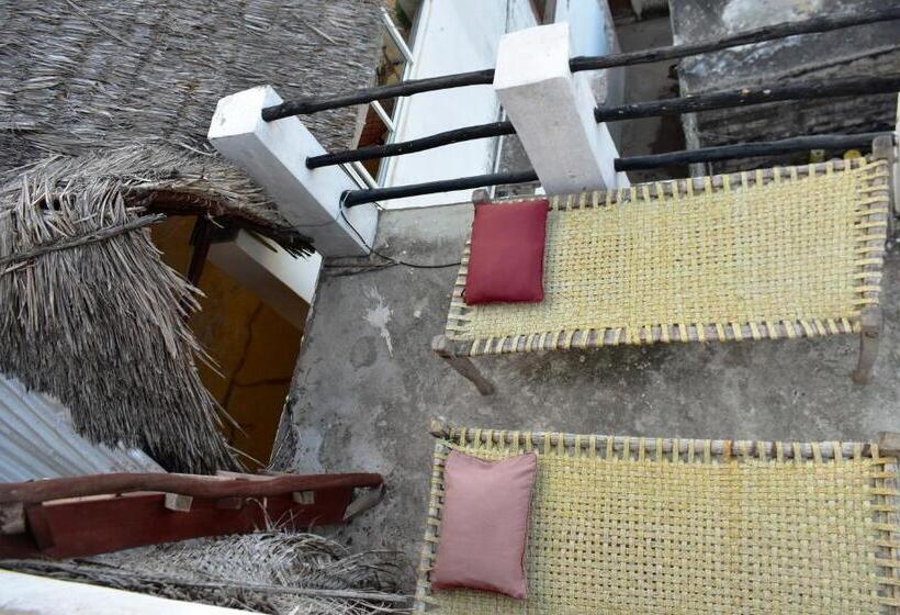 تختخواب و صبحانه Jambohouse Lamu