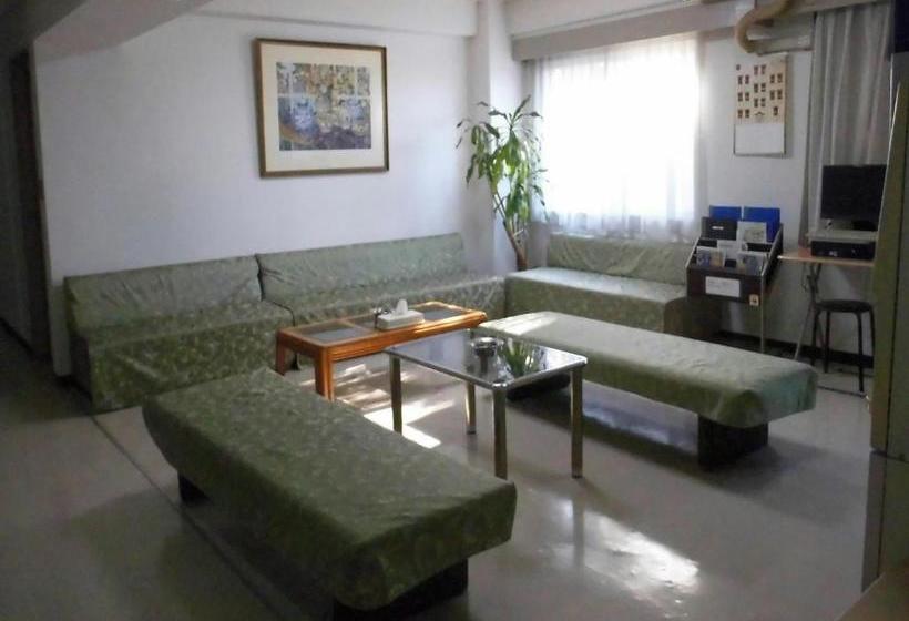 בית מלון כפרי Business  Ark Handa