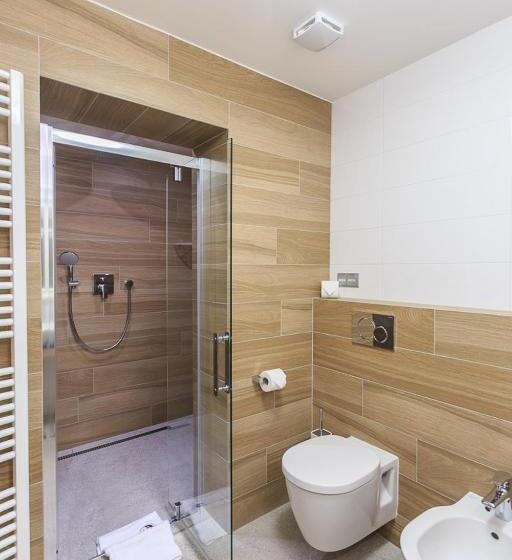 Отель A Restaurace U Vychopňů