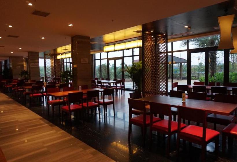 בית מלון כפרי Guilin Roshan Lake