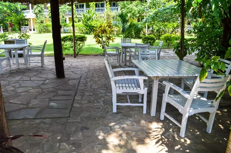 هتل Greenwood Resort