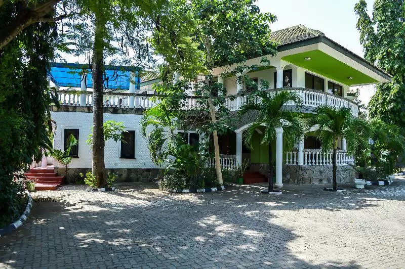 هتل Greenwood Resort