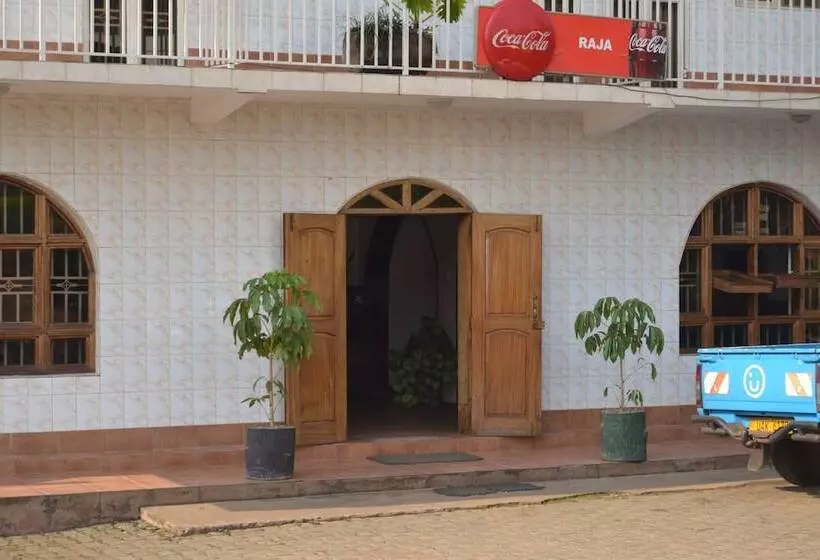 هتل Raja Excelsior