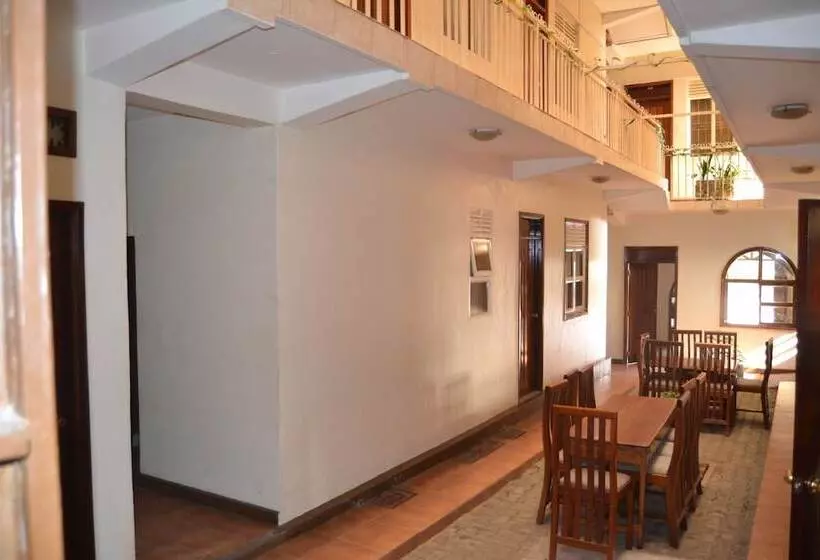 هتل Raja Excelsior
