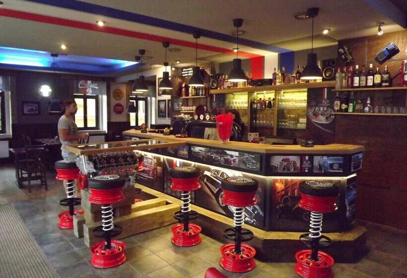 בית מלון כפרי Zlatý Kříž