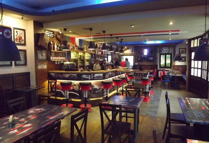 בית מלון כפרי Zlatý Kříž