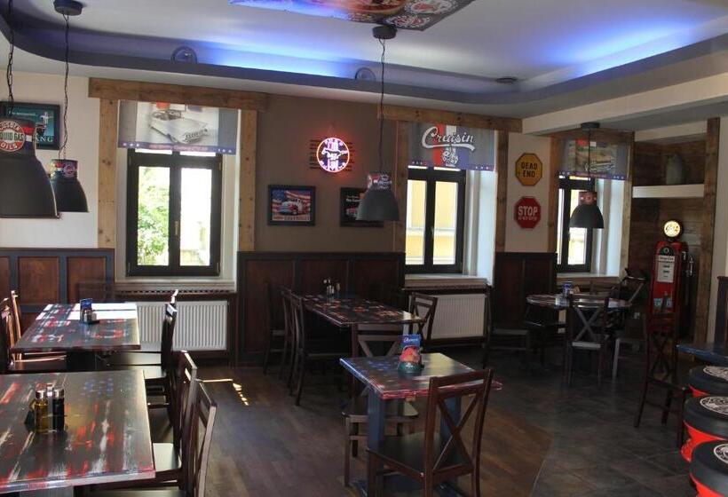 בית מלון כפרי Zlatý Kříž