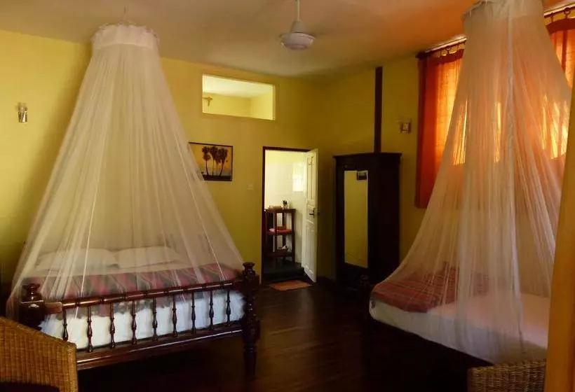 Alamanda Inn, Boutique Hotel And French Restaurant
