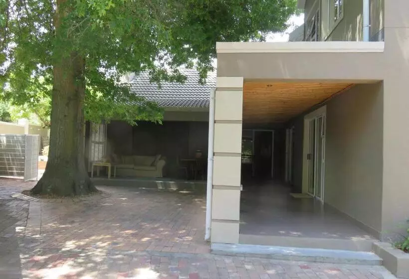 Aamiaismajoitus (B&B) Milas Place