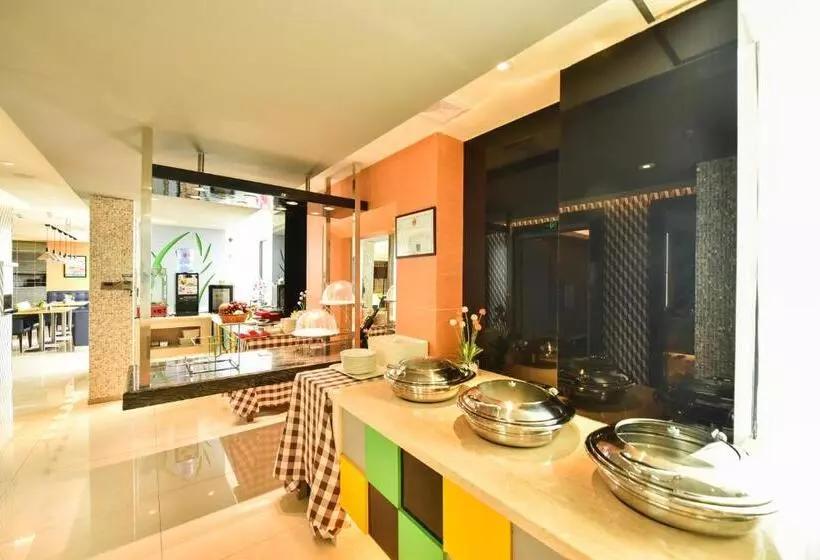 Hotelli Jinjiang Inn Haikou Binhai Avenue Qilou Old Street